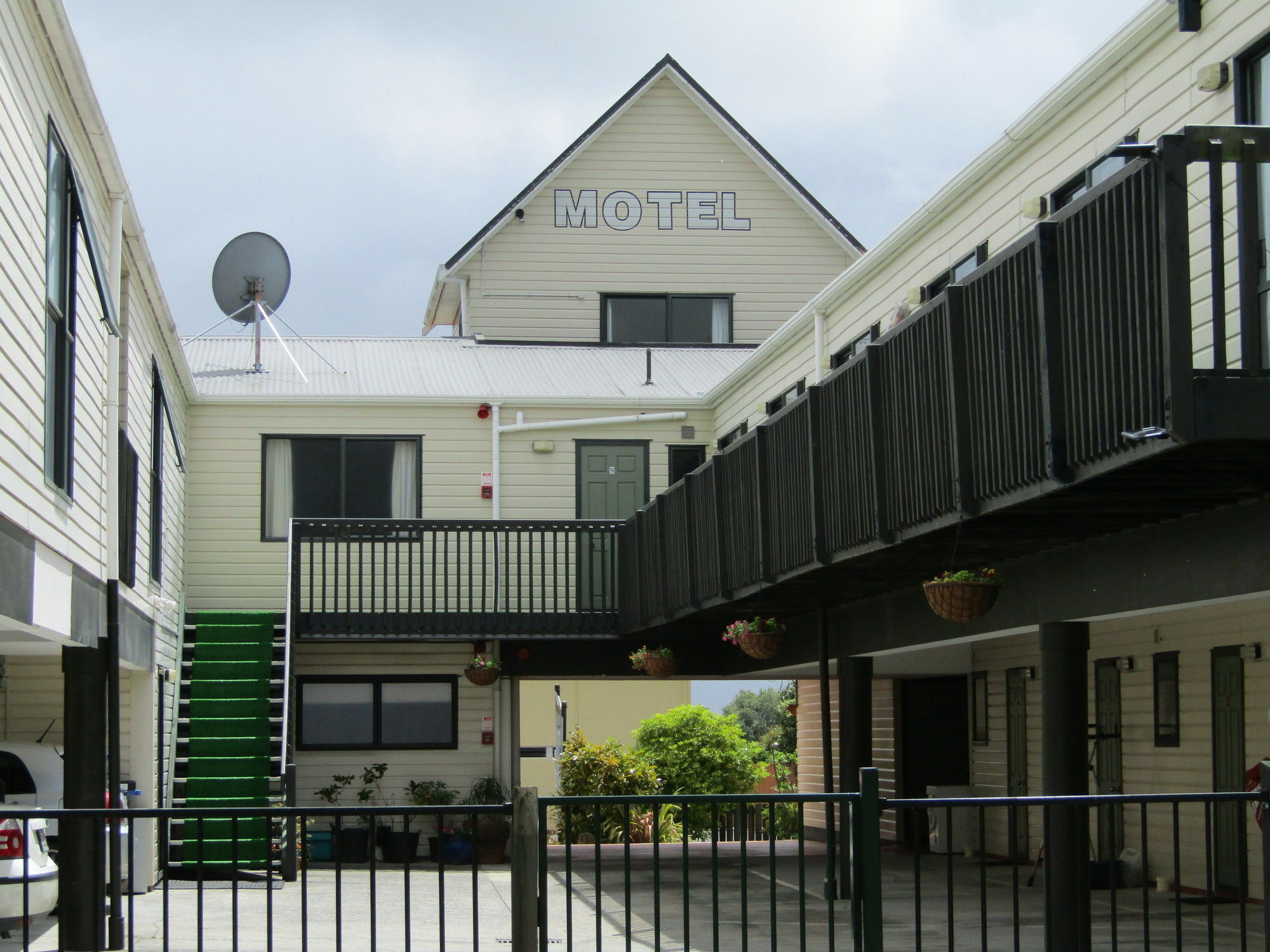 Pohutu Lodge Motel Роторуа Екстер'єр фото