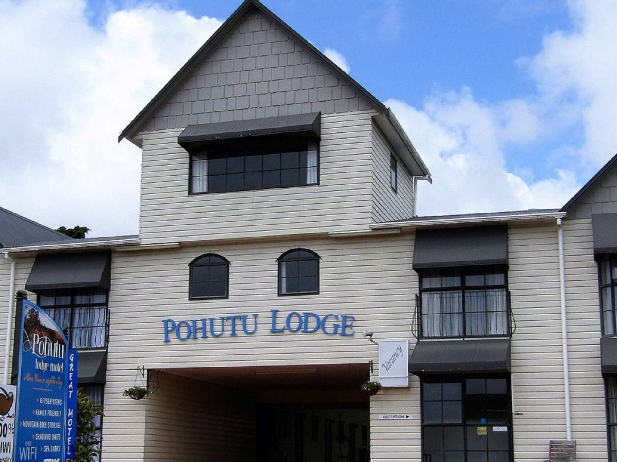 Pohutu Lodge Motel Роторуа Екстер'єр фото